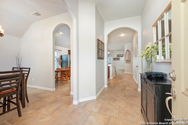 Listing photo id 4 for 1926 Kalli Jo Ln