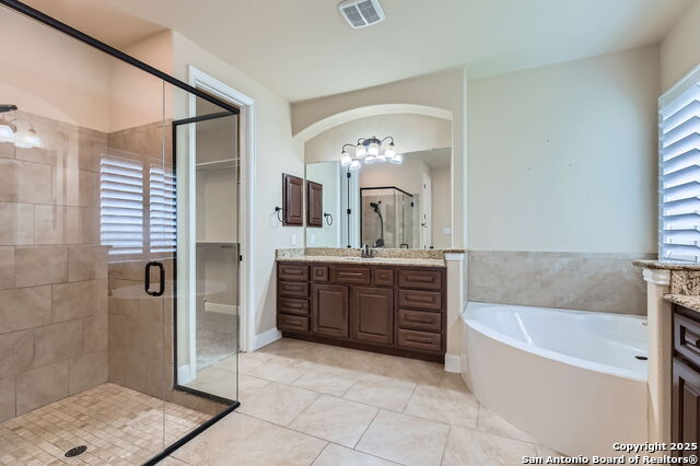Listing photo id 16 for 16918 Sonoma