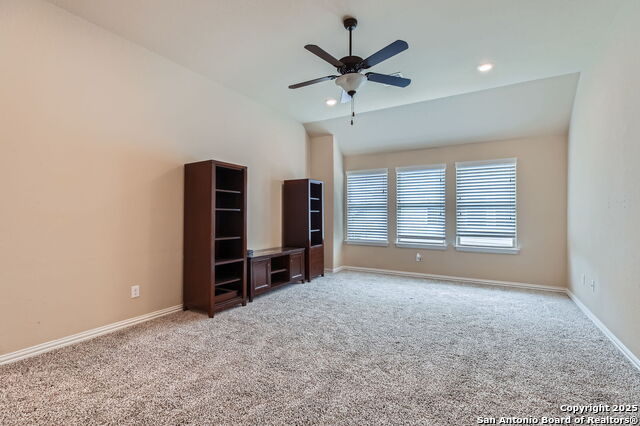 Listing photo id 22 for 16918 Sonoma