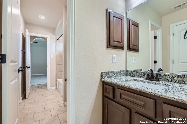 Listing photo id 23 for 16918 Sonoma