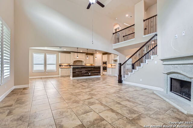 Listing photo id 5 for 16918 Sonoma
