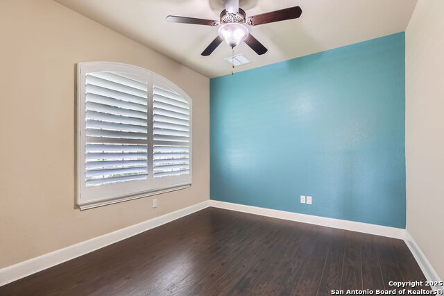 Listing photo id 7 for 16918 Sonoma