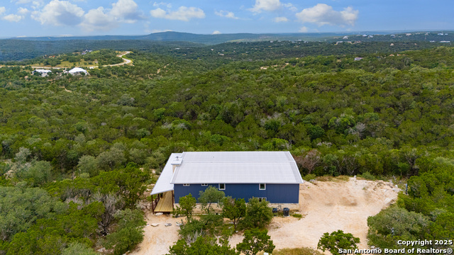Listing photo id 3 for 1724 Caprock