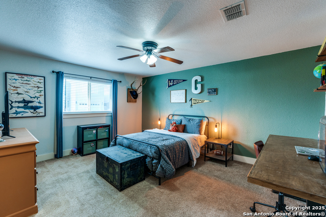 Image 16 of 24 For 24435 Canyon Row