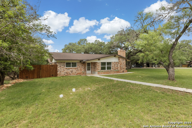 Image 2 of 31 For 17215 Sugar Crest