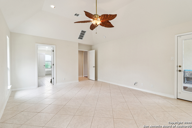 Listing photo id 20 for 718 Park Shores