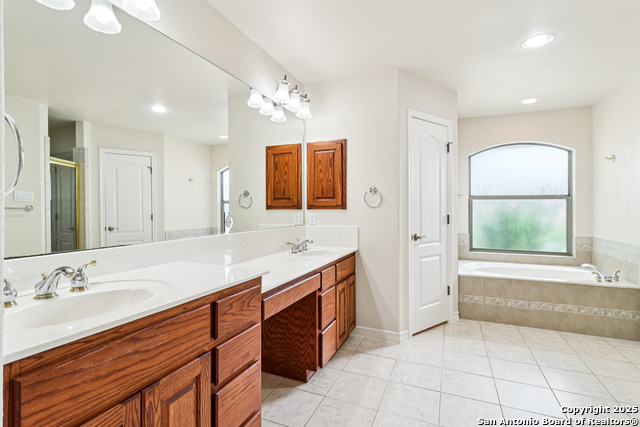 Listing photo id 22 for 718 Park Shores