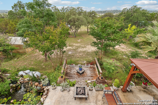 Listing photo id 39 for 718 Park Shores