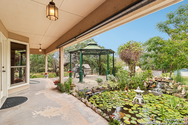 Listing photo id 43 for 718 Park Shores