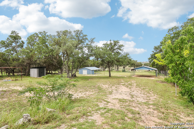Listing photo id 46 for 718 Park Shores
