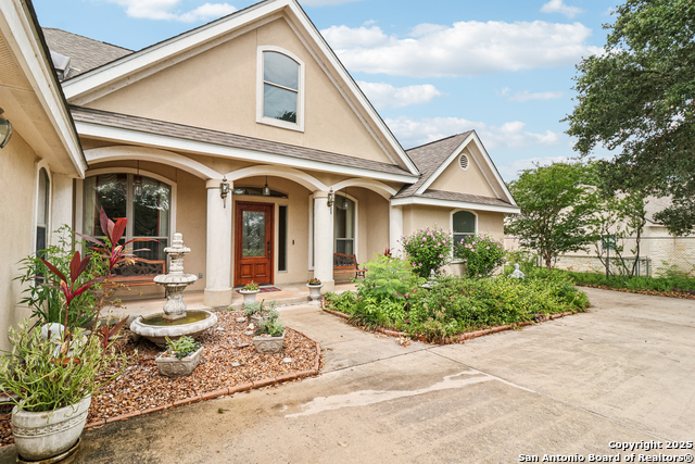 Listing photo id 5 for 718 Park Shores
