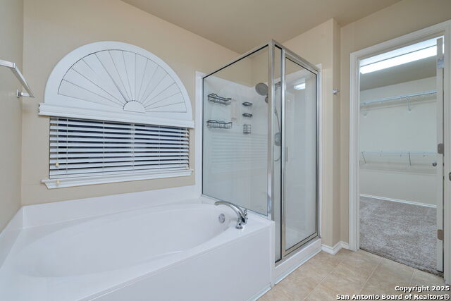 Listing photo id 12 for 2387 Ridge Rock