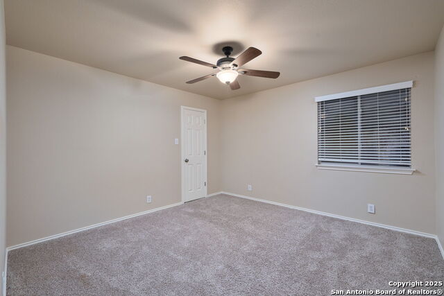 Listing photo id 14 for 2387 Ridge Rock
