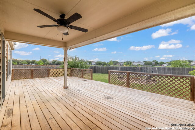Listing photo id 24 for 2387 Ridge Rock