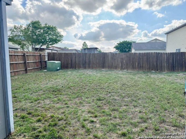 Image 22 of 25 For 8755 Sunview