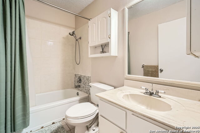 Image 15 of 18 For 8517 Echo Creek