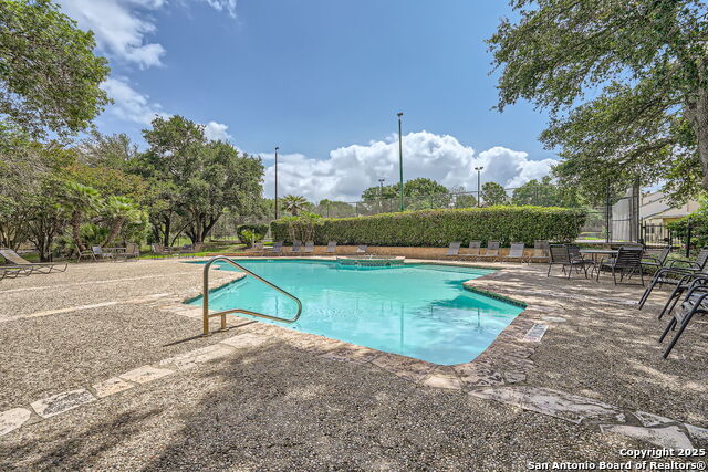 Image 18 of 18 For 8517 Echo Creek