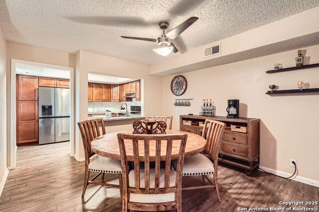 Image 5 of 18 For 8517 Echo Creek