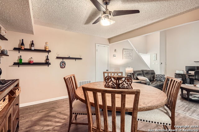 Image 6 of 18 For 8517 Echo Creek