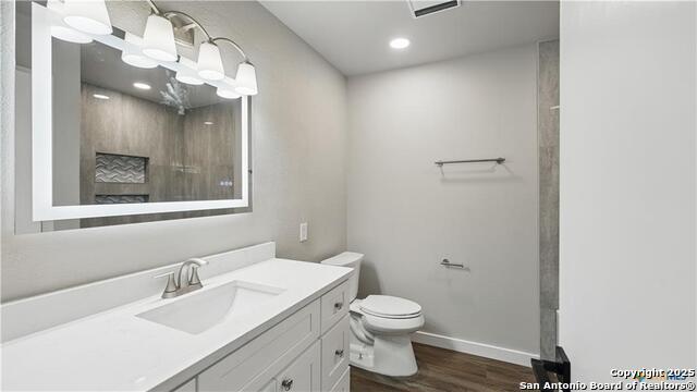 Listing photo id 14 for 1501 Kraft