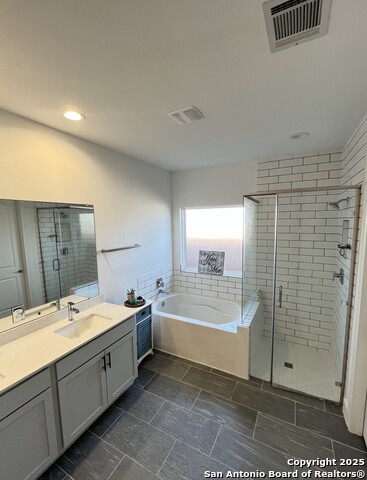 Image 15 of 16 For 21138 Yellow Bay