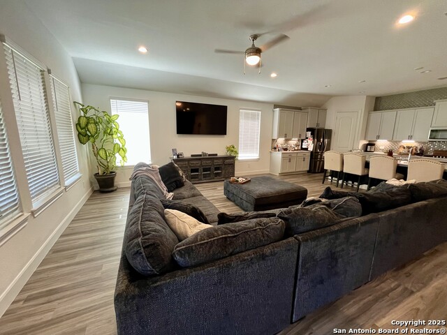 Image 5 of 16 For 21138 Yellow Bay