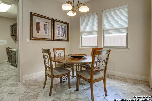 Listing photo id 15 for 25003 Estancia Cir