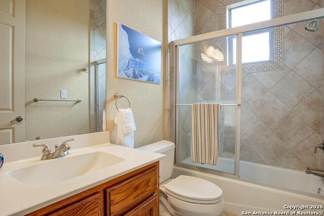 Listing photo id 29 for 25003 Estancia Cir