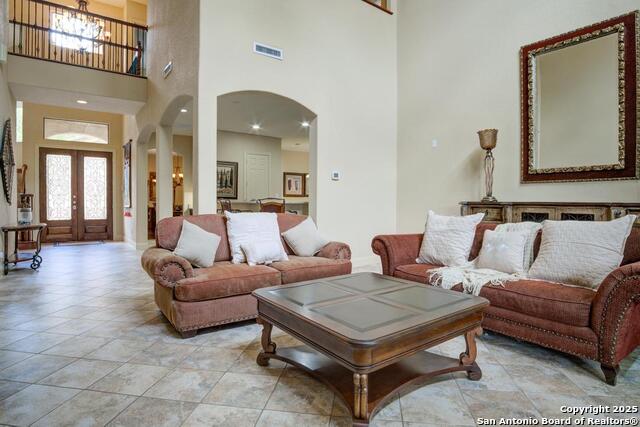 Listing photo id 4 for 25003 Estancia Cir