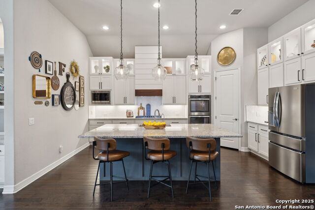 Listing photo id 12 for 28807 Balcones Crk