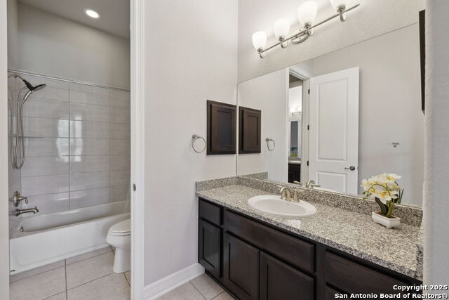 Listing photo id 32 for 28807 Balcones Crk