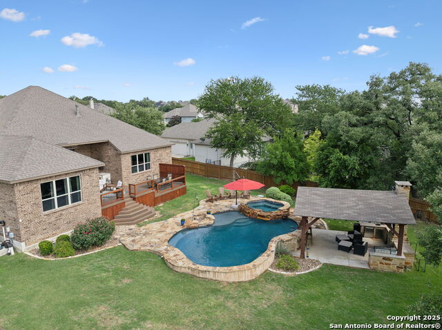 Listing photo id 48 for 28807 Balcones Crk