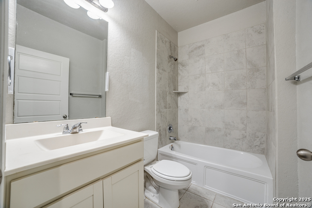 Image 4 of 28 For 11741 Troubadour Trail