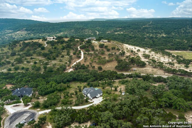 Listing photo id 47 for 105 Clear Water Canyon