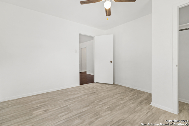 Listing photo id 28 for 631 Magnolia W