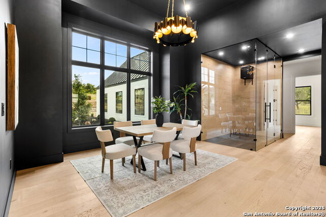 Listing photo id 9 for 10703 Kendall Canyon