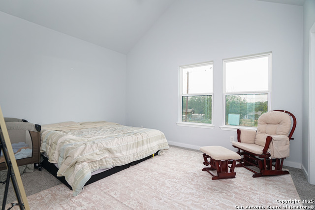 Listing photo id 10 for 422 K Unit 103