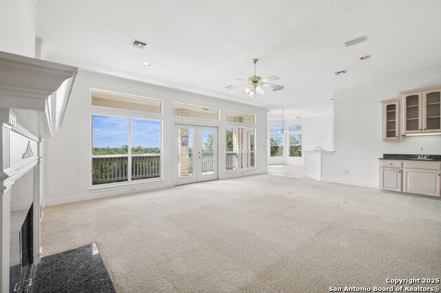 Listing photo id 11 for 7424 Secretariat Lane