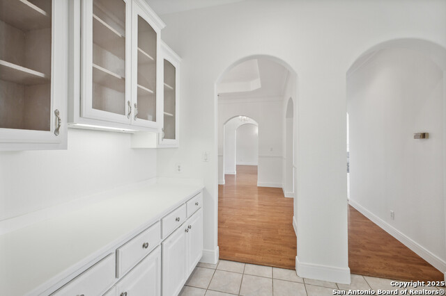 Listing photo id 18 for 7424 Secretariat Lane
