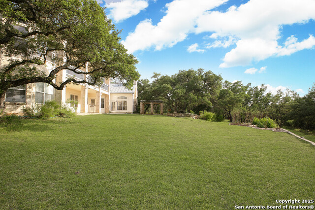 Listing photo id 54 for 7424 Secretariat Lane