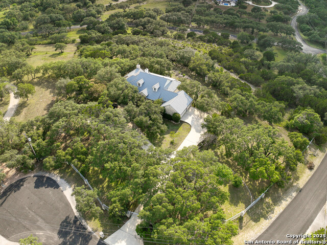 Listing photo id 55 for 7424 Secretariat Lane
