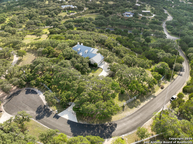 Listing photo id 56 for 7424 Secretariat Lane