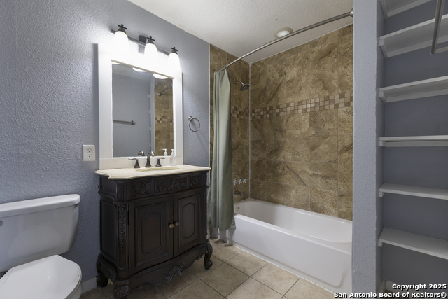 Listing photo id 16 for 1804 Hamilton N