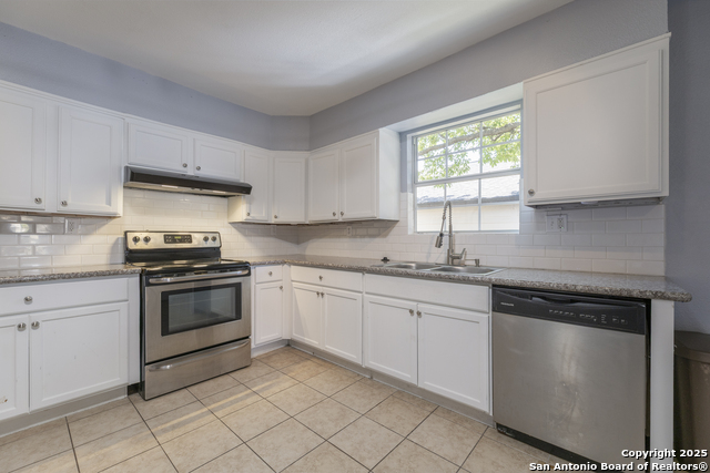 Listing photo id 6 for 1804 Hamilton N