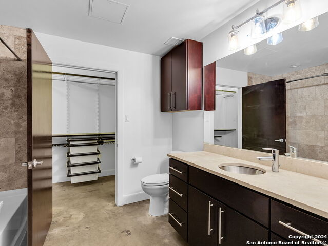 Image 12 of 19 For 831 Flores S 2110