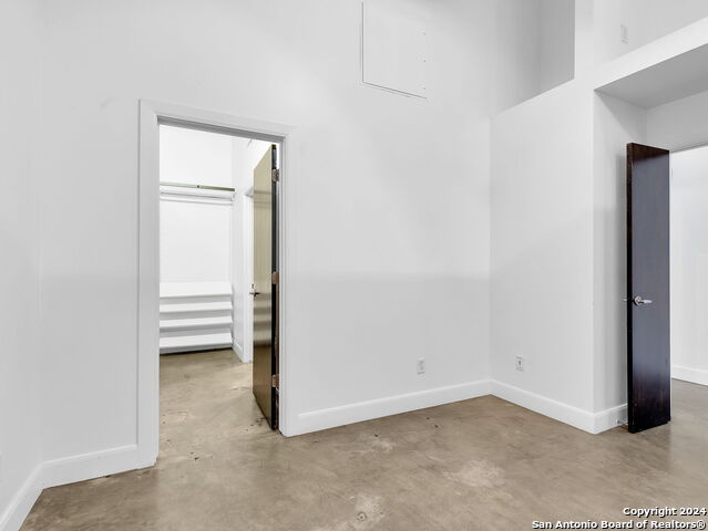 Image 7 of 19 For 831 Flores S 2110