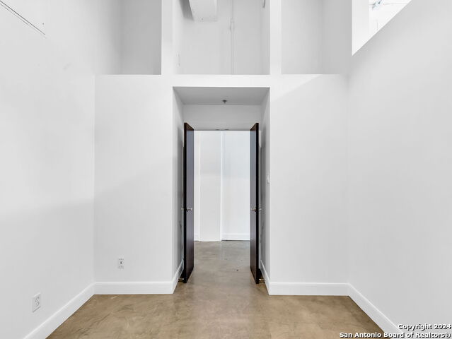 Image 8 of 19 For 831 Flores S 2110