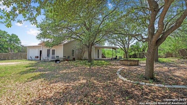 Listing photo id 16 for 160 Klein E