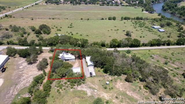 Listing photo id 23 for 160 Klein E