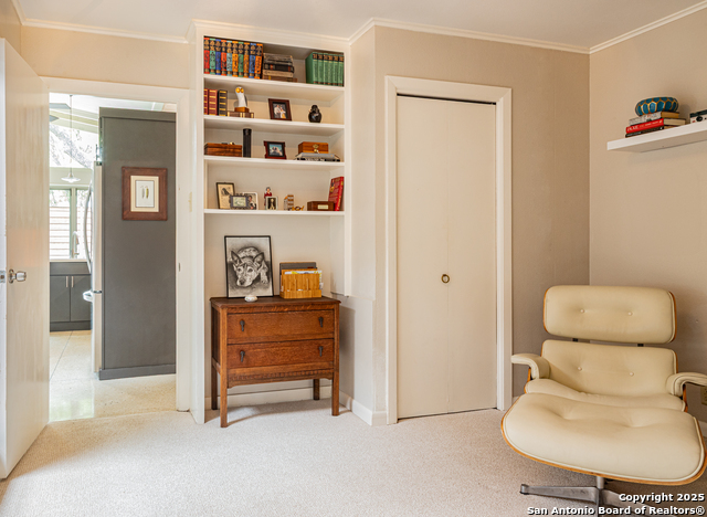 Listing photo id 17 for 2818 Old Moss
